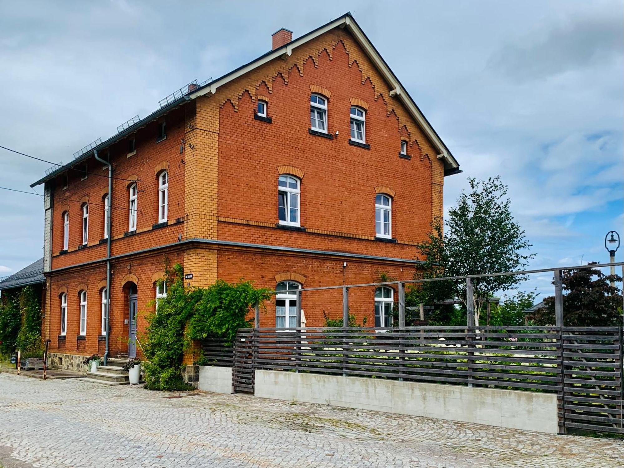 Bahnhof Frauenstein Wartehalle Exterior foto
